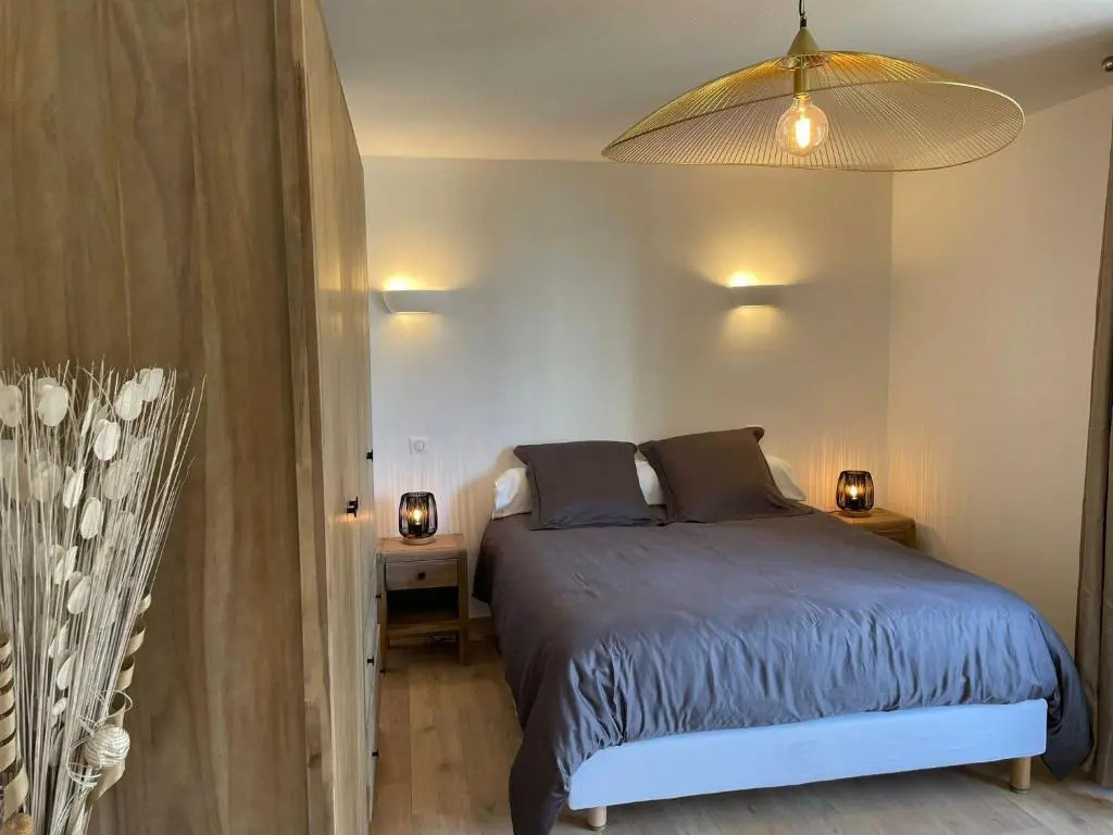 Magnifique appartement climatisé de 87m², à 100m de la plage
