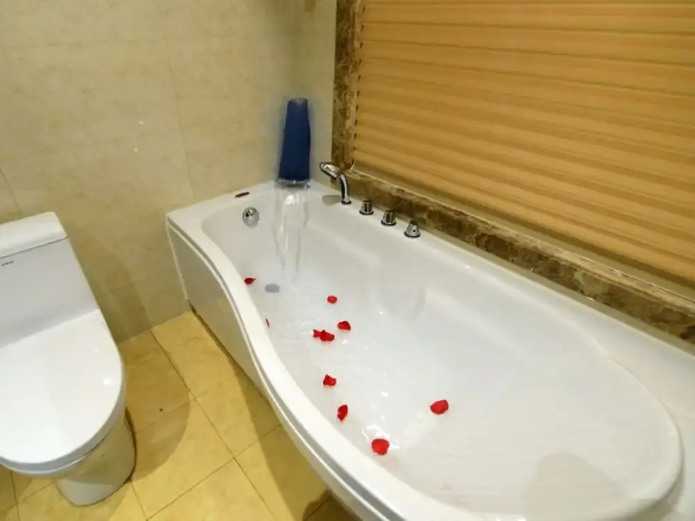 GreenTree Eastern Quzhou Hewu Road Hotel