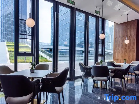 Yibin Lingang University City Convention and Exhibition Center Atour Hotel