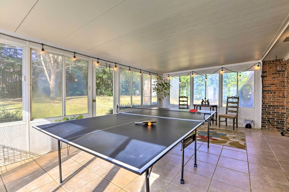 Quiet Dothan House With Fenced Yard + Fire Pit!