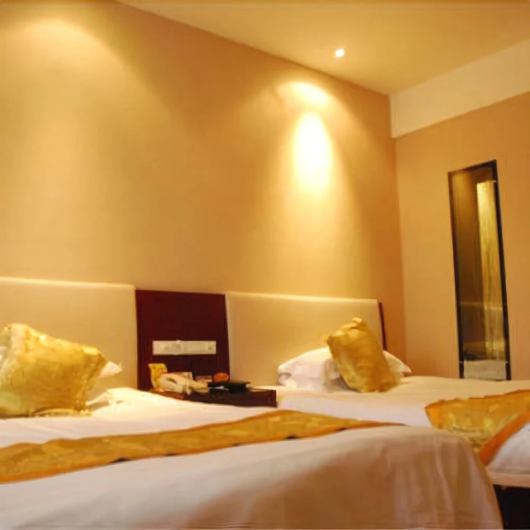 Taishun Chenghe Hotel
