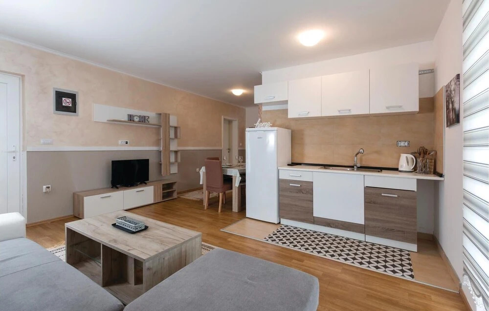 Four-Bedroom Holiday Home In Fazana