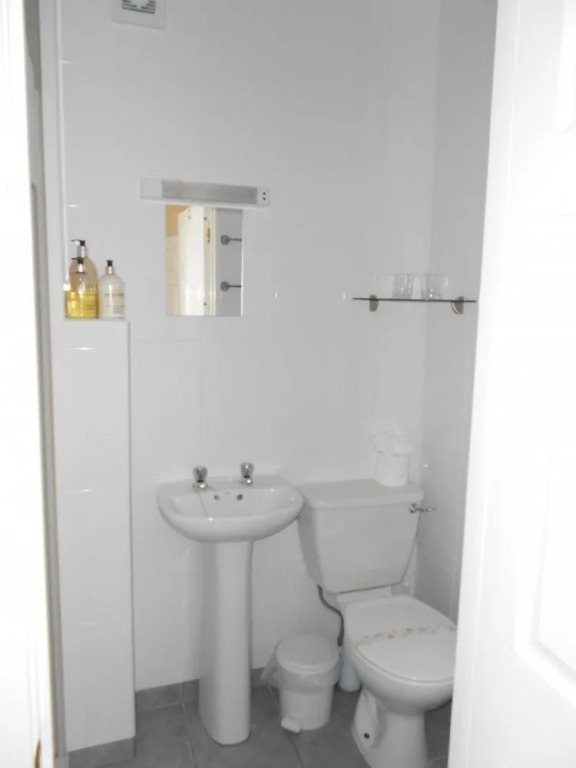Eden End Guest House