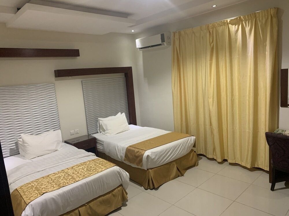 Tooq Suites