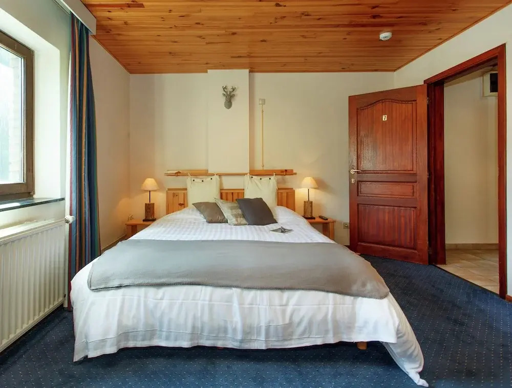Group Getaway With Sauna