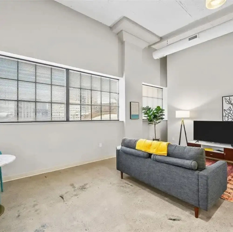 Cozysuites Stunning 1BR Downtown Pittsburgh