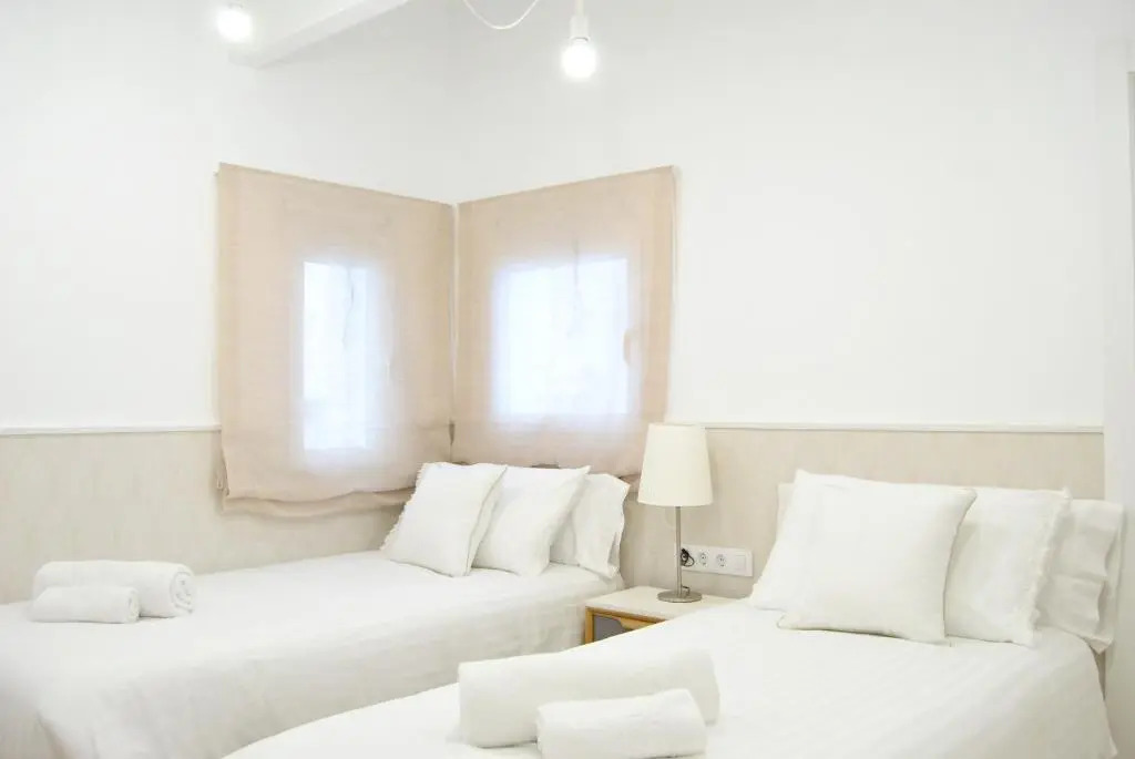Cream homes La Rambla, TURISMO DE INTERIOR