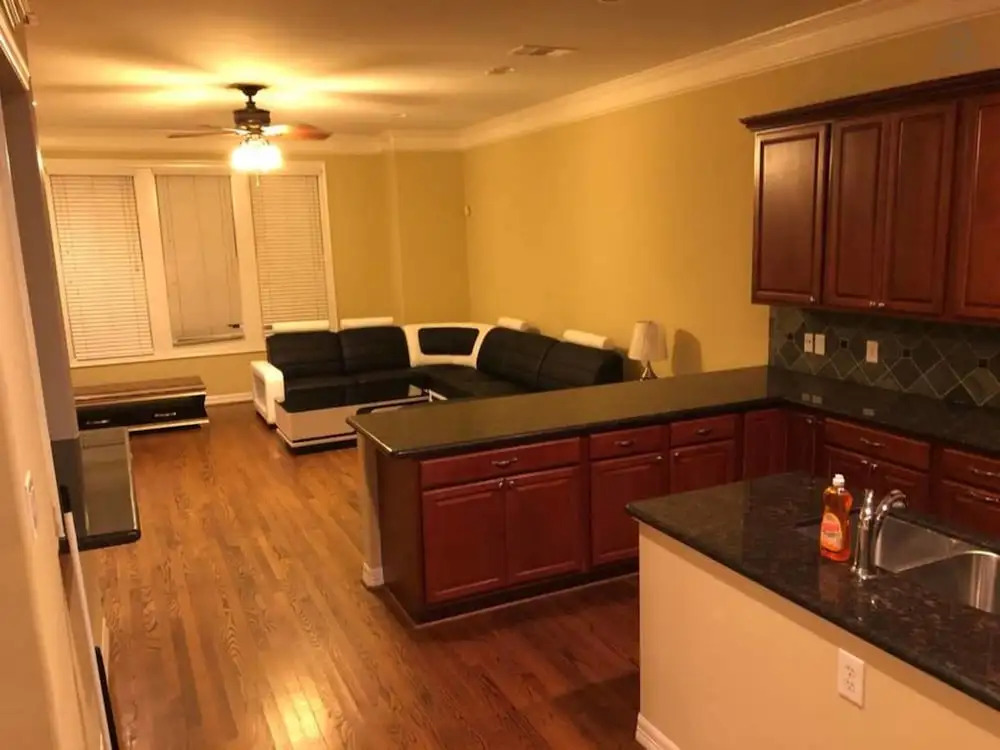 4 Story Rooftop - Executive Corporate Housing