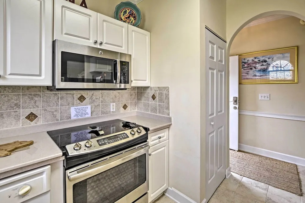 Lovely Myrtle Beach Retreat - Near Golf Course!