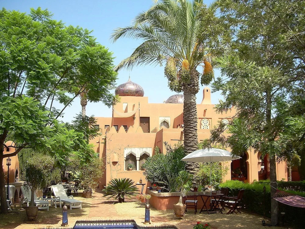 Casa Rural Palacete Árabe Albanta