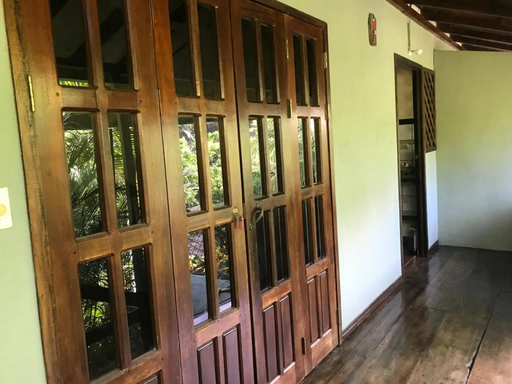 FLOR DE PARAISO BUNGALOWS