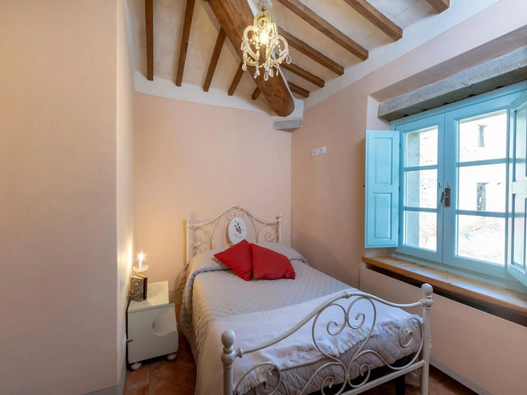 Villa in Castiglion Fiorentino with Private Swimming Pool