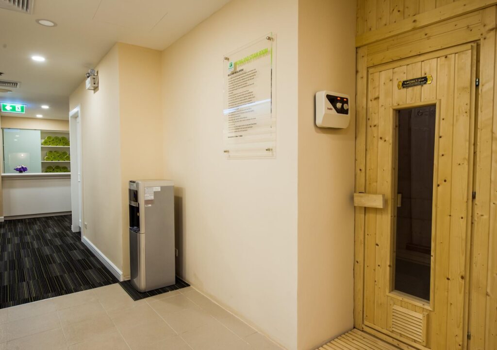 Holiday Inn Bangkok Silom by IHG