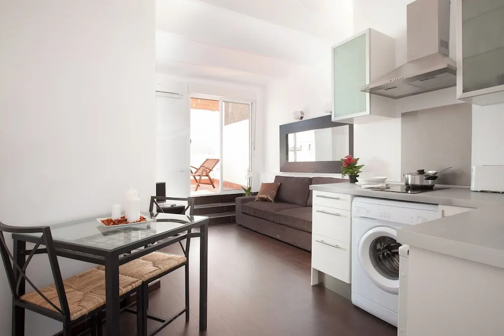 Beautiful Penthouse Next to Sagrada Familia