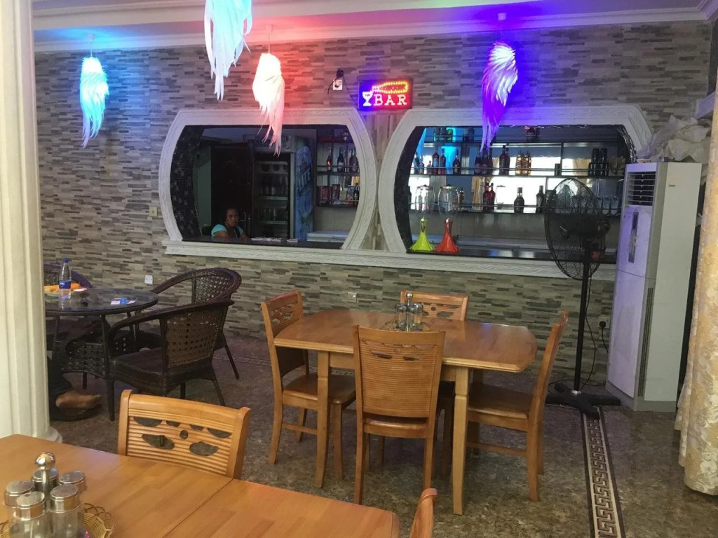 Royal Castle hotel
