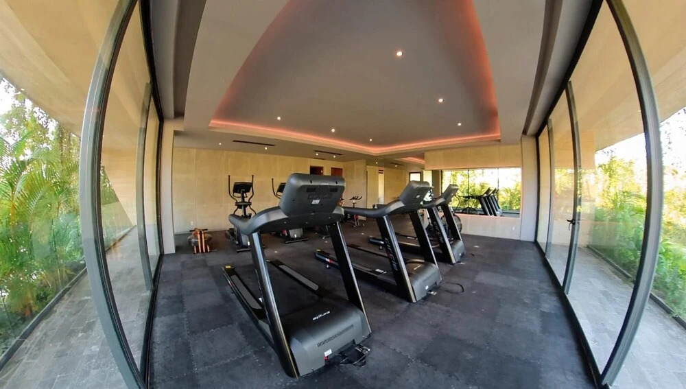 Luxury 3 Bedroom Penthouse With Fast Beach Access Free Shuttle Unique Precious Panoramic Views