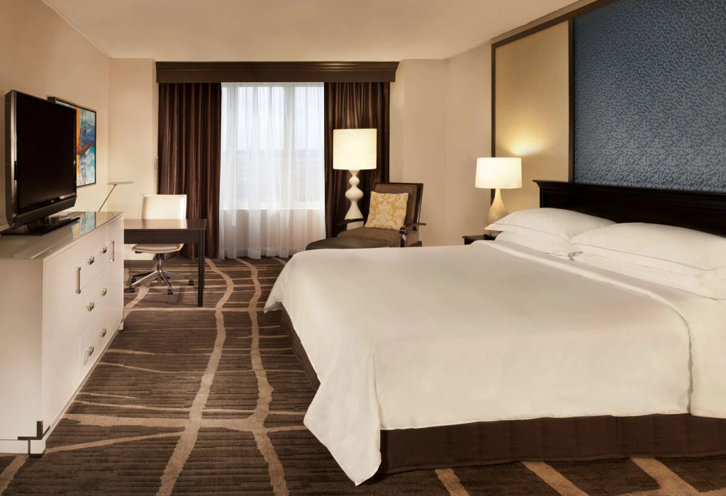 Hilton St. Petersburg Bayfront