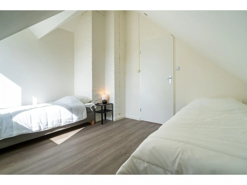beautiful spacious and bright holiday home for 4 people
