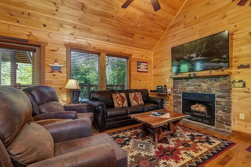 Tucked Away 1 Bedroom 1 Bathroom Home