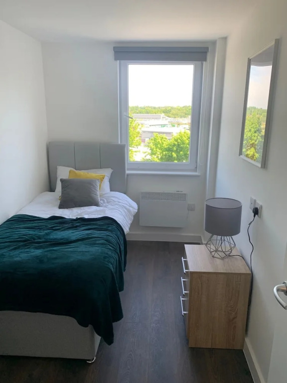 Top Floor - Serviced Apartments