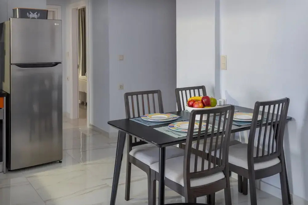 Heraklion 2Bd Oasis w Relaxing Patio