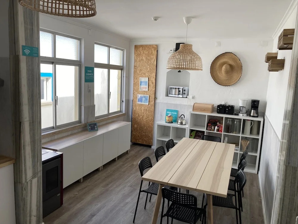 Surfers Den Ericeira