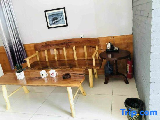 Yan'an Xinyuan Cave Homestay