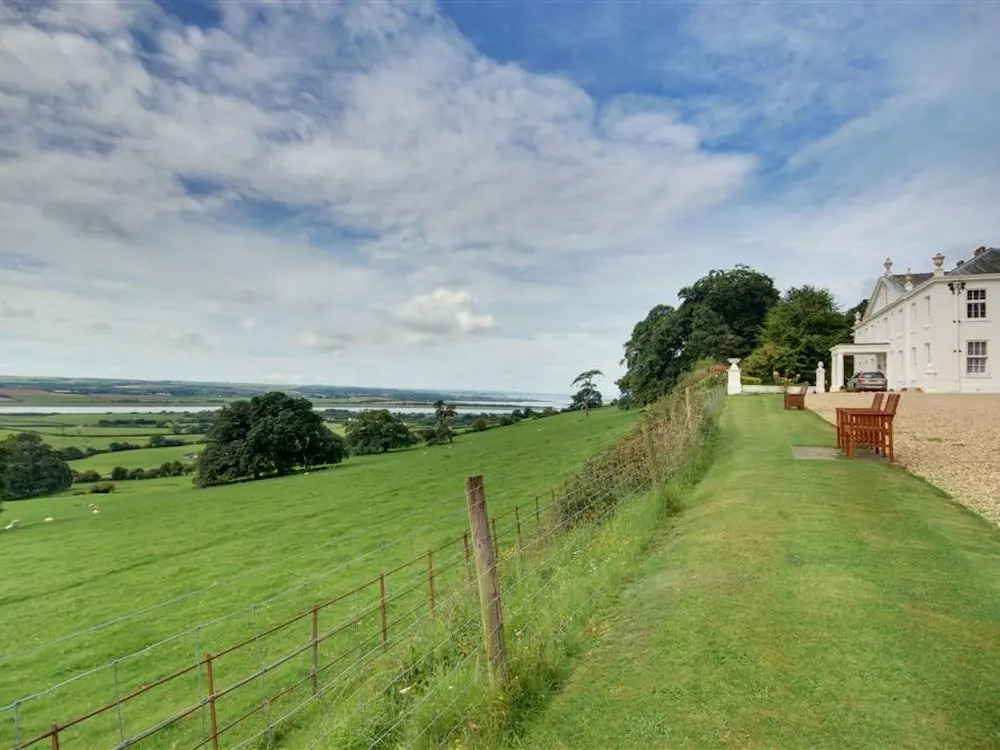 Stunning, Luxury Holiday Home With Covered Swimming Pool and Billiards Table in Barnstaple