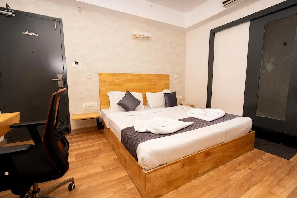 Casa Hotel, Jubilee Hills