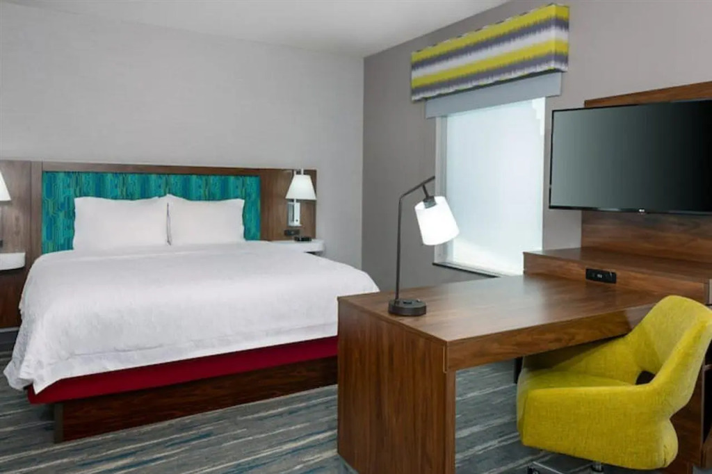Hampton Inn & Suites Farmington
