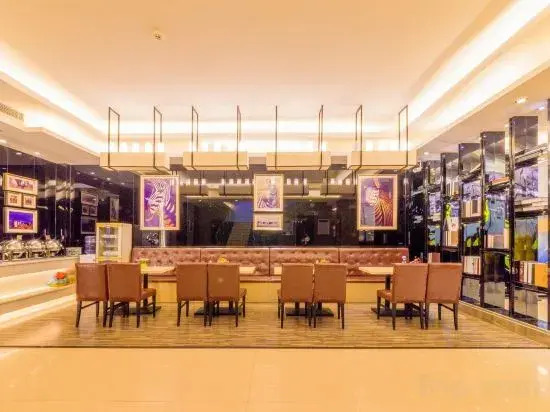 Baiyun airport Grandhyaat  hotel  (Airport transfer  Renhe subway station))