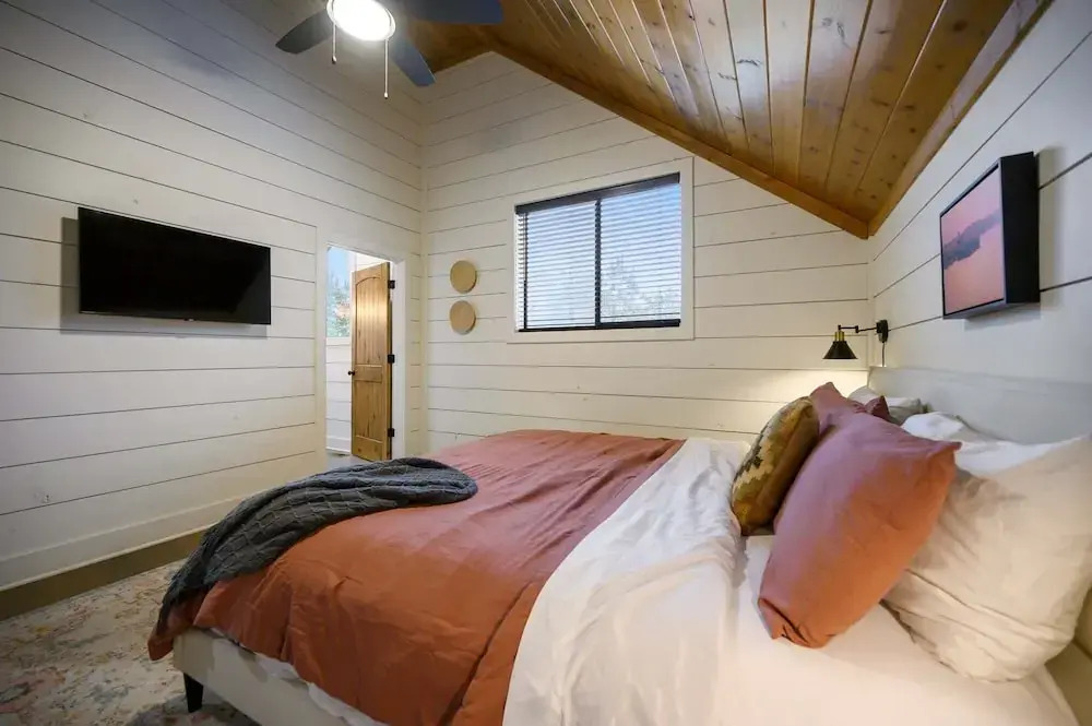 Quiet/private Cabin - Couples/family - Ideal Location