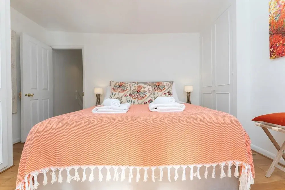 Host Stay Sunny Terrace on Robert Street