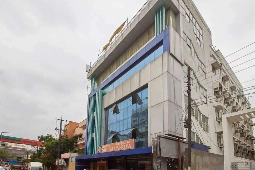 Hotel Sri Sai Krupa