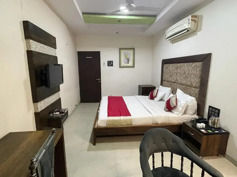 Hotel Ranjeet Akola