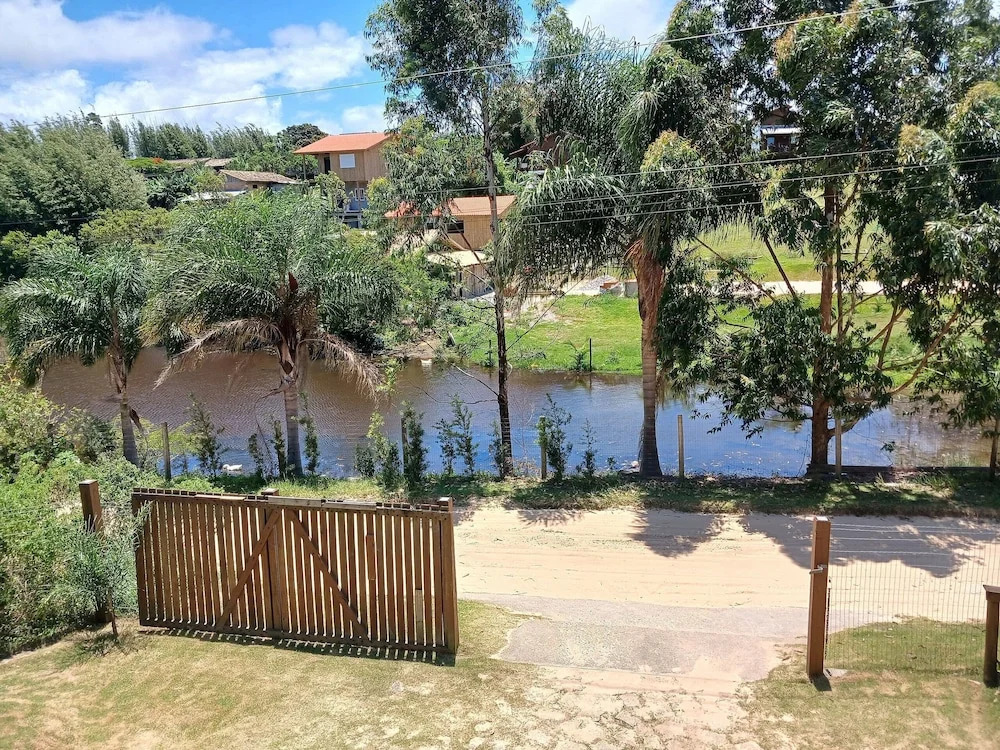 Francas House - Piscina - Praia do Rosa
