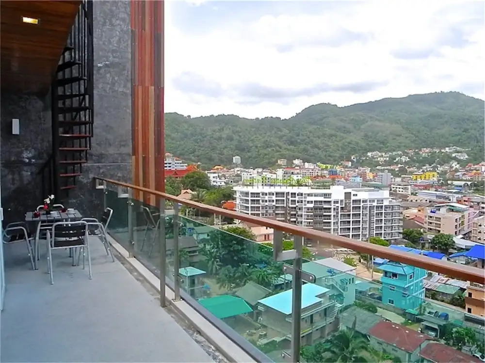Emerald Patong 2 bedrooms Apartment with Terrace