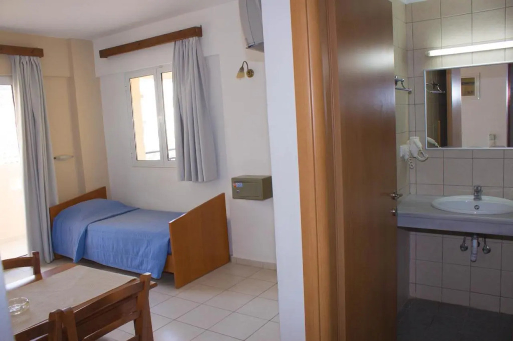 Sunshine Hotel Malia