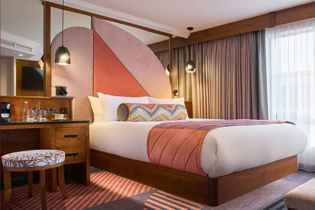 Arthaus Hotel