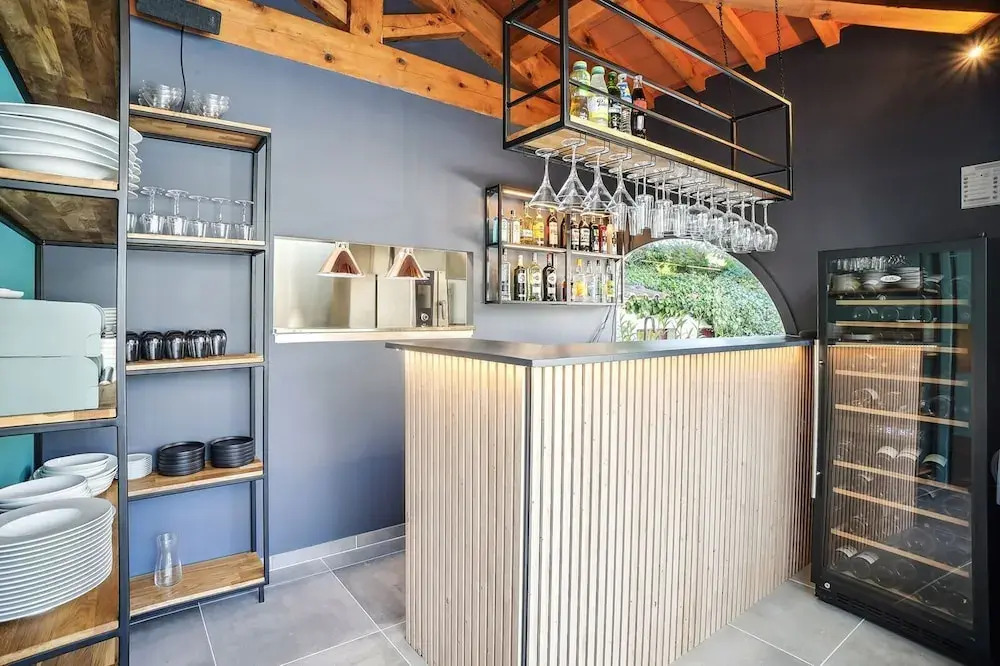 Casa Dina