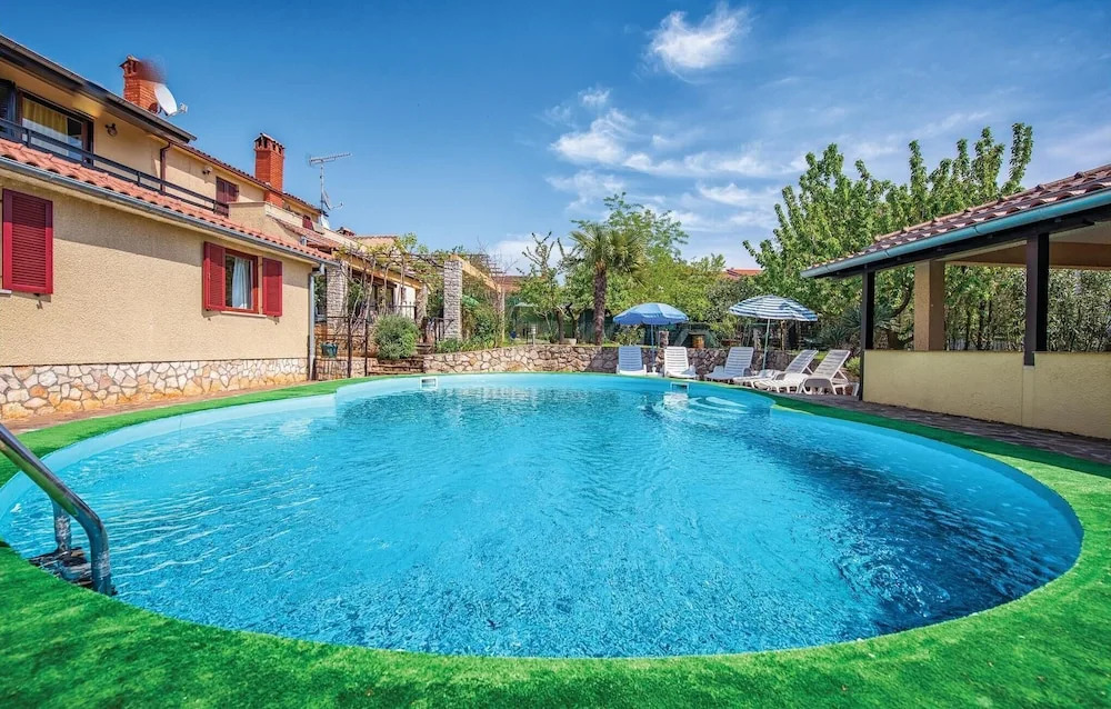 Awesome Home in Porec With Wifi and 3 Bedrooms
