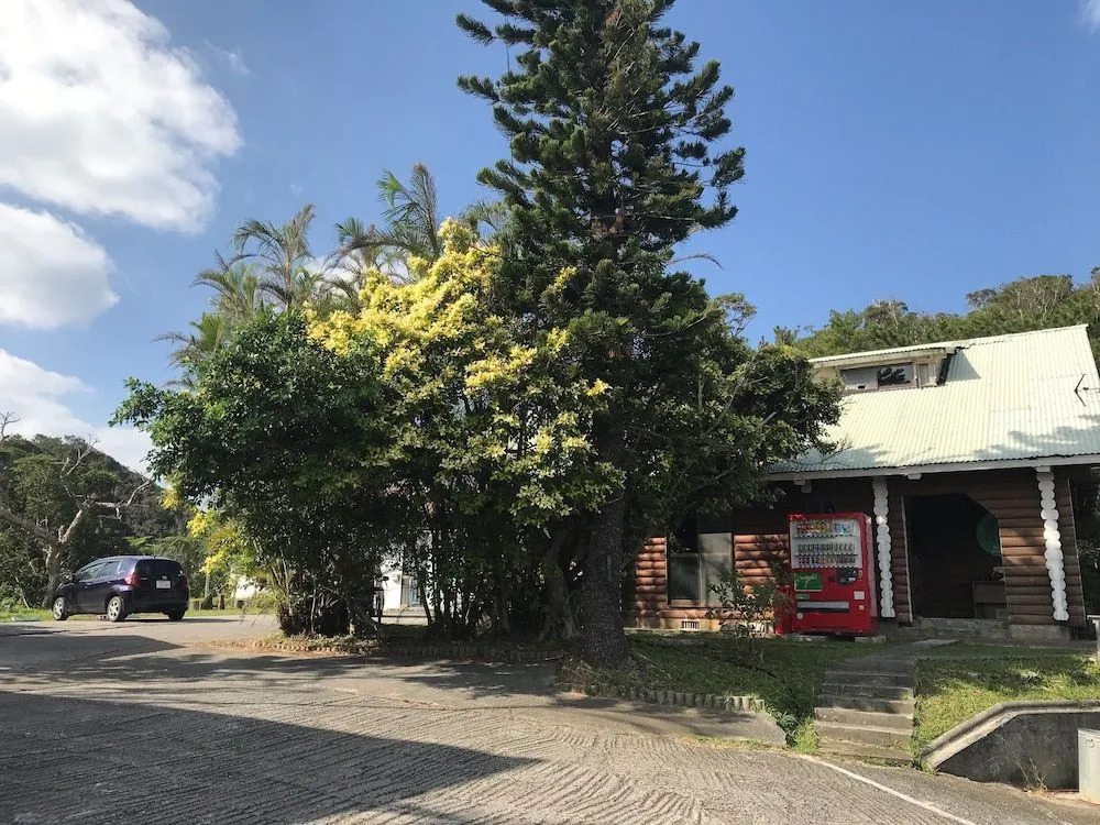Guest House Long Island - Hostel