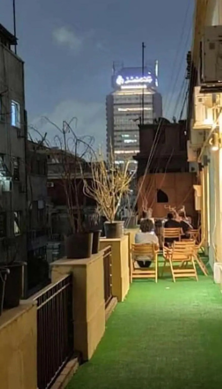 Nitocrisse Hotel