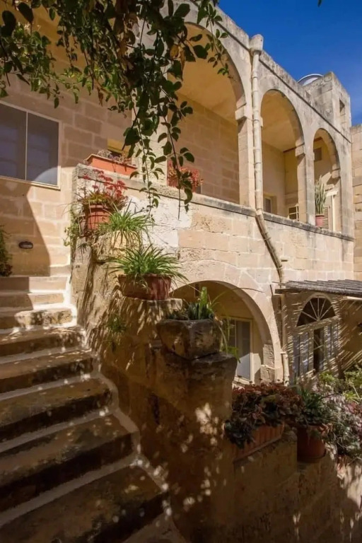 Ta Nikola Farmhouse