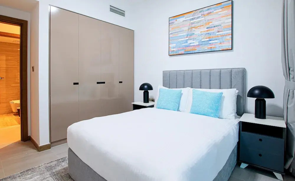 Sophisticated 2BR Apt in Business Bay’s Prime Location