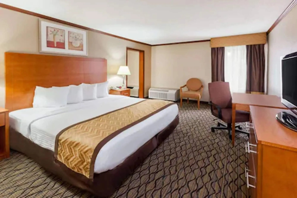 Red Roof Inn Auburn Hills