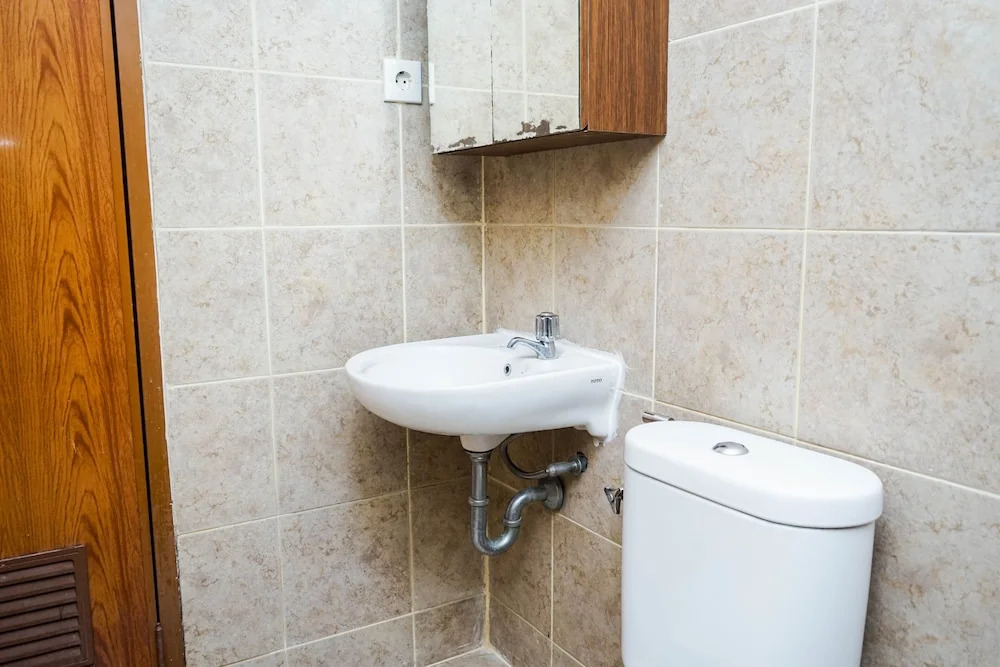 Fully Furnished 2BR Apartment at Great Western Resort