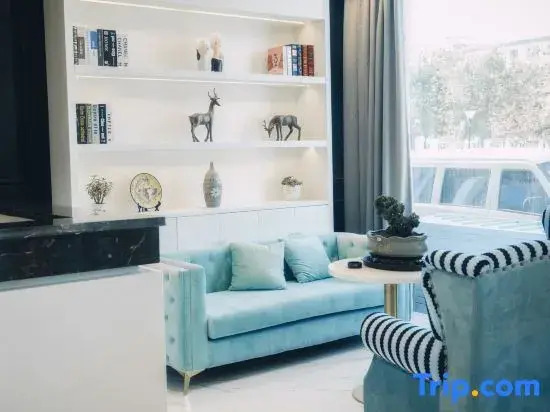 Xana Hotelle (Urumqi Midong)