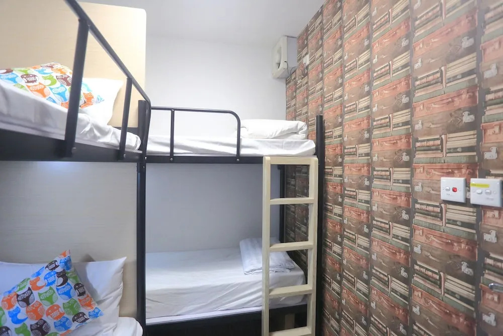 As 1 Hotel