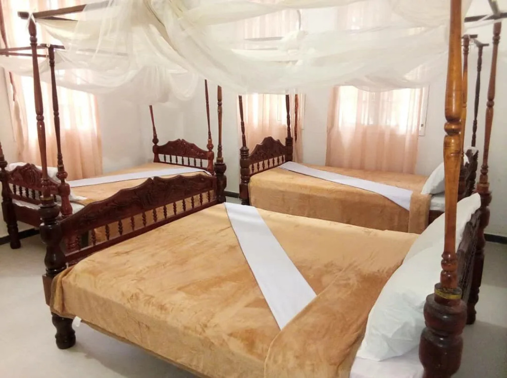 Sharook Lodge - Hostel
